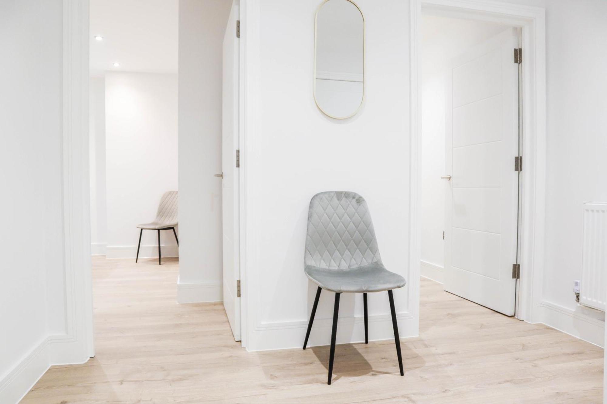 Modern 1-Bed Apartment In Buckinghamshire With Free Wifi, Parking & Garden 하이위컴 외부 사진