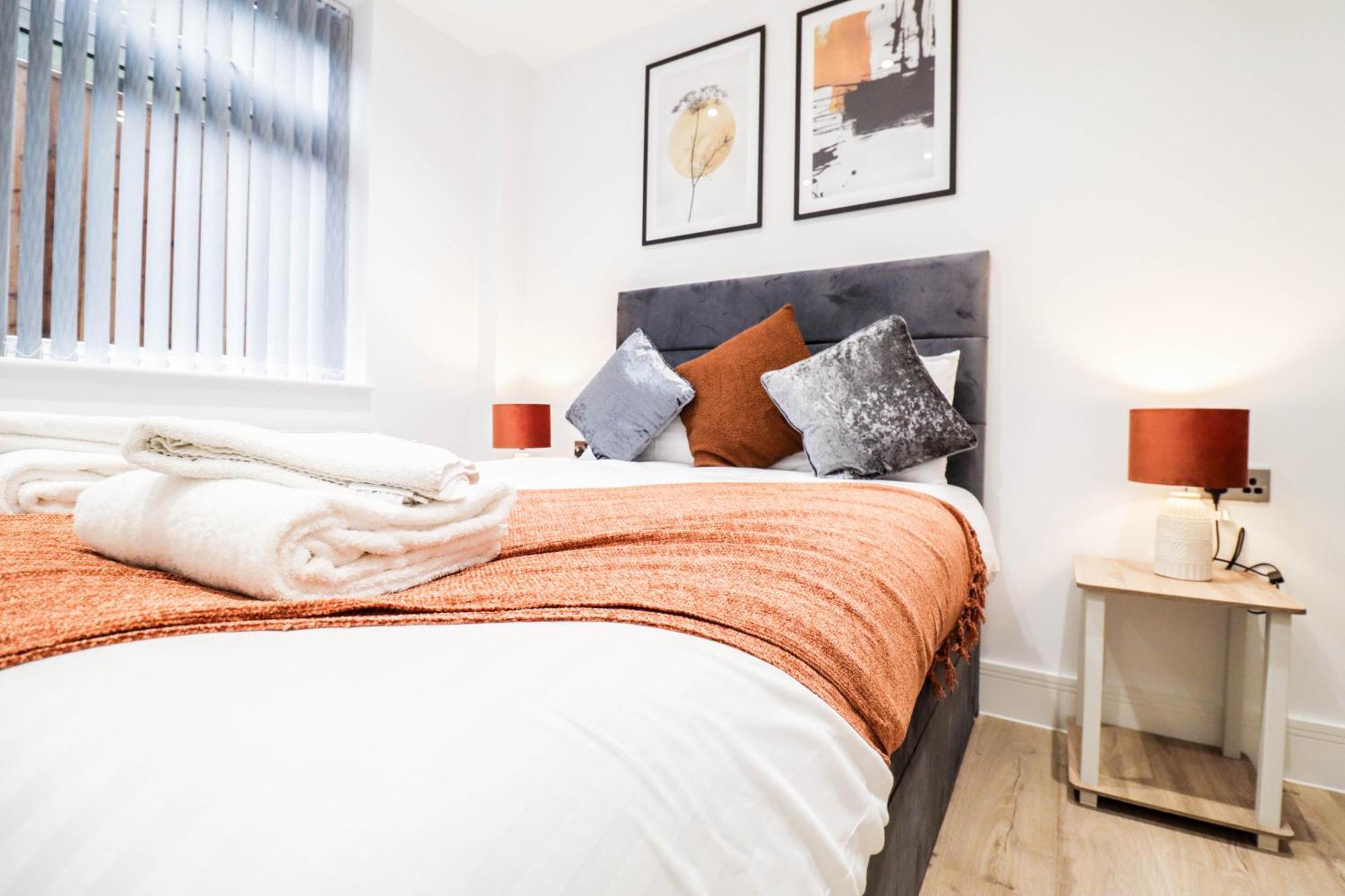 Modern 1-Bed Apartment In Buckinghamshire With Free Wifi, Parking & Garden 하이위컴 외부 사진