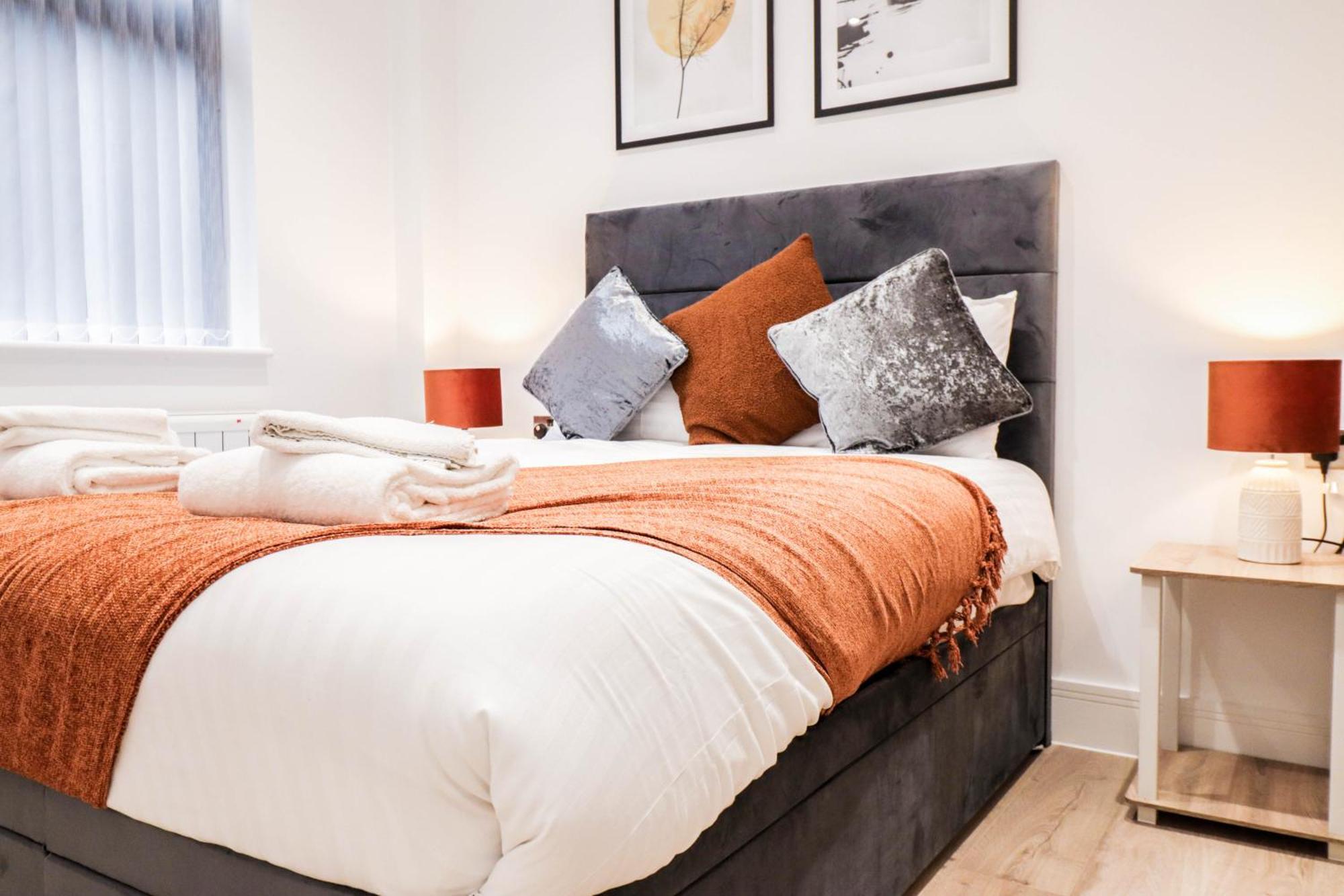 Modern 1-Bed Apartment In Buckinghamshire With Free Wifi, Parking & Garden 하이위컴 외부 사진