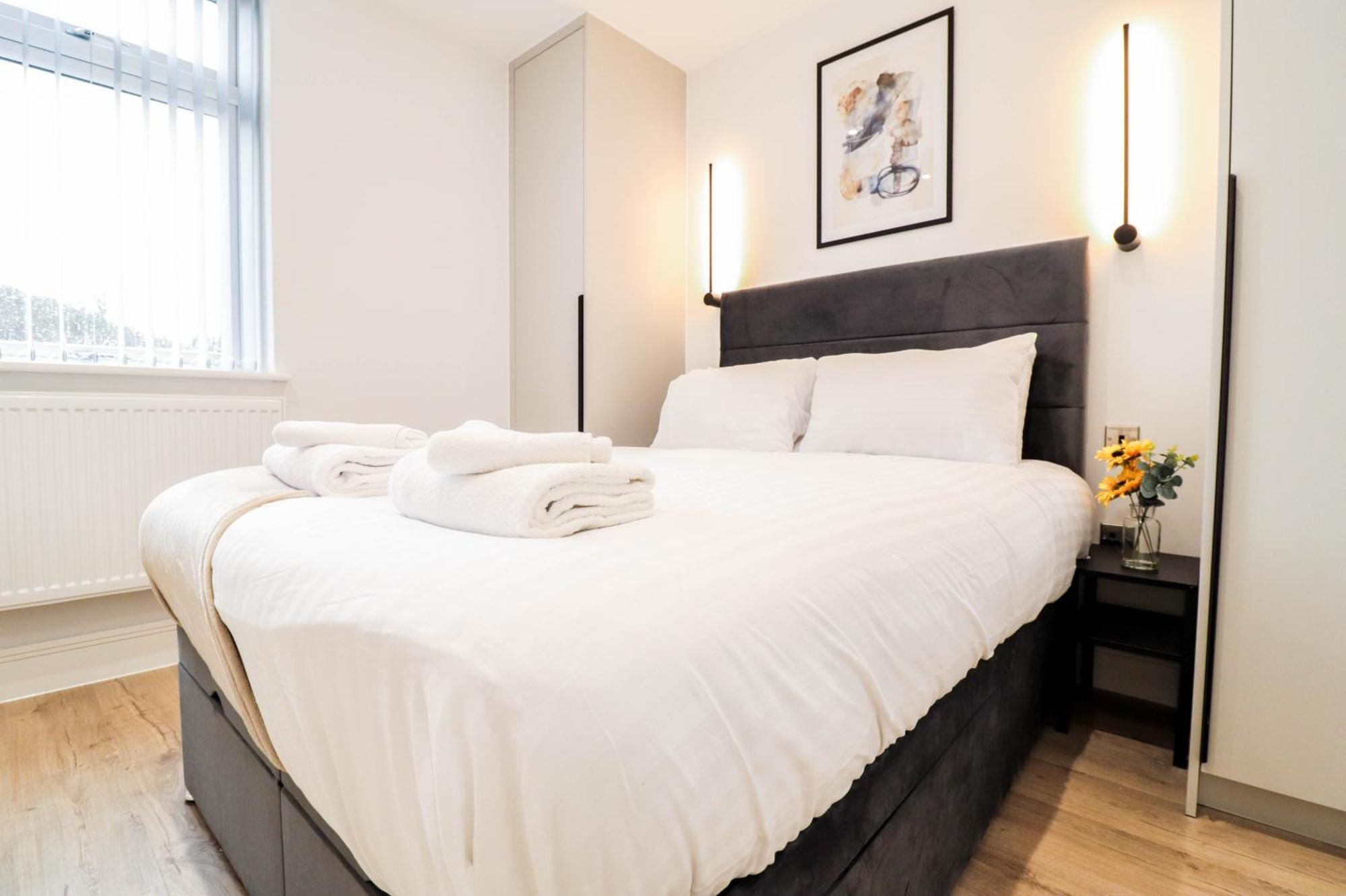 Modern 1-Bed Apartment In Buckinghamshire With Free Wifi, Parking & Garden 하이위컴 외부 사진